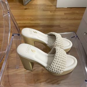 Sarto 7 cream wooden platform heels #Poshmark